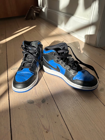 Product image 1 of 6