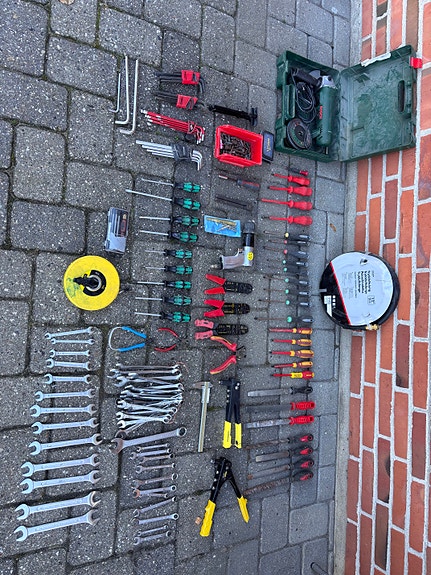 Product image 1 of 6