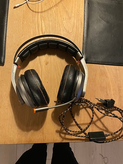 Product image 1 of 5