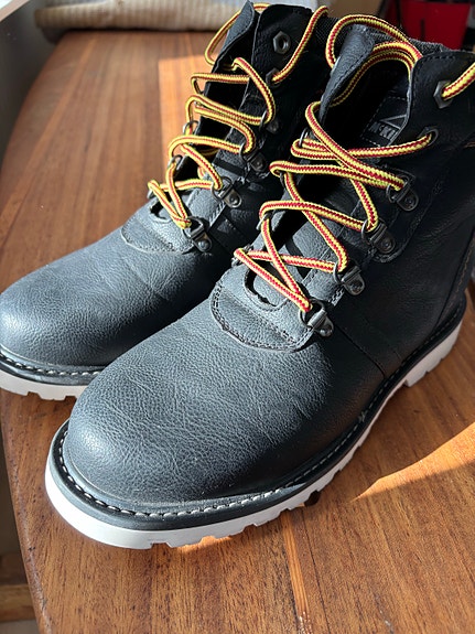 Sendes | Herresko | Til salg | DBA