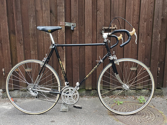 Product image 1 of 8