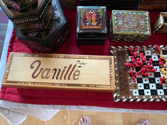 Product image 9 of 10