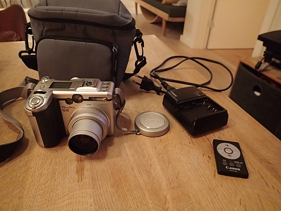 Product image 1 of 3