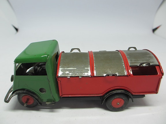 Product image 1 of 8