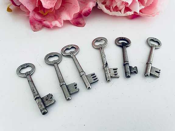 Product image 1 of 7