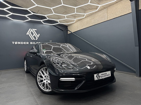 Porsche Panamera Turbo