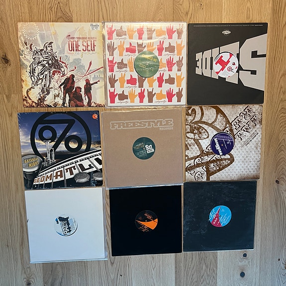 Product image 1 of 10