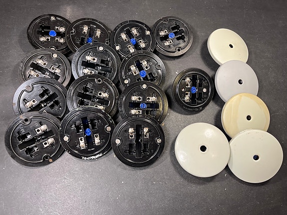 Product image 1 of 7