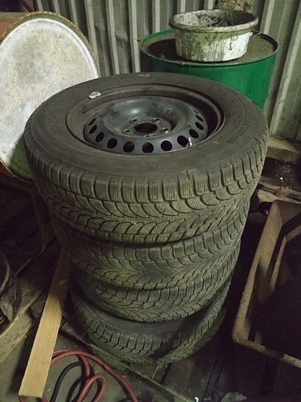 Product image 1 of 3