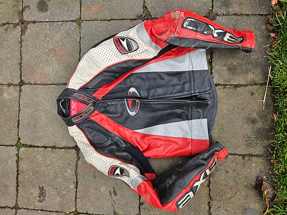 Product image 1 of 4