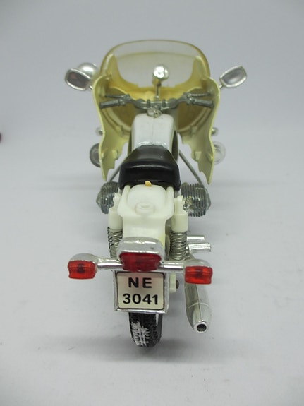 Product image 5 of 9