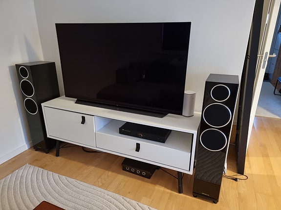 Product image 1 of 6