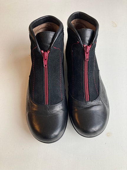 Product image 1 of 9