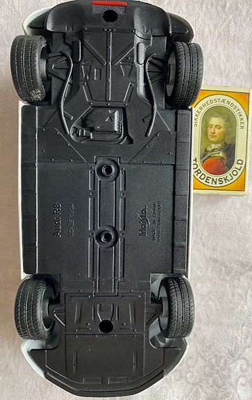 Product image 8 of 8