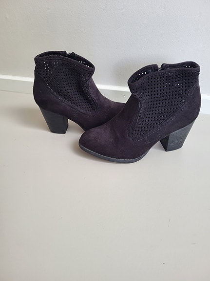 Product image 9 of 18