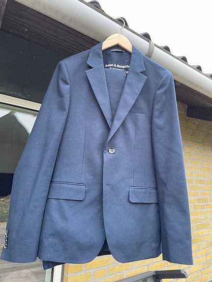 Product image 1 of 8