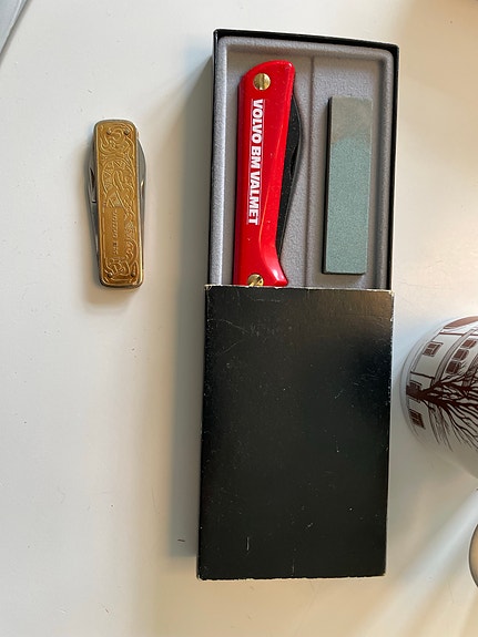 Product image 1 of 3