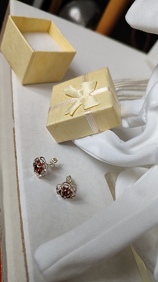 Product image 1 of 8