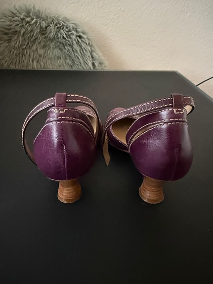 Product image 13 of 33