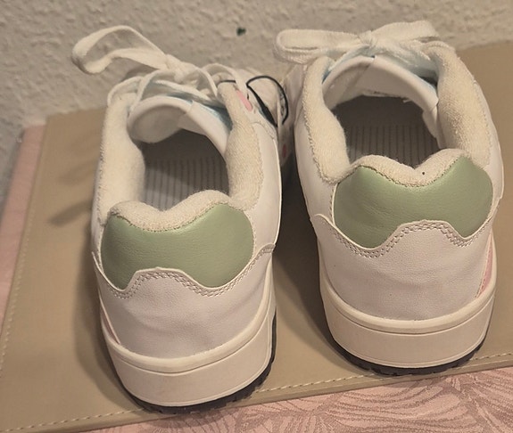 Product image 11 of 15