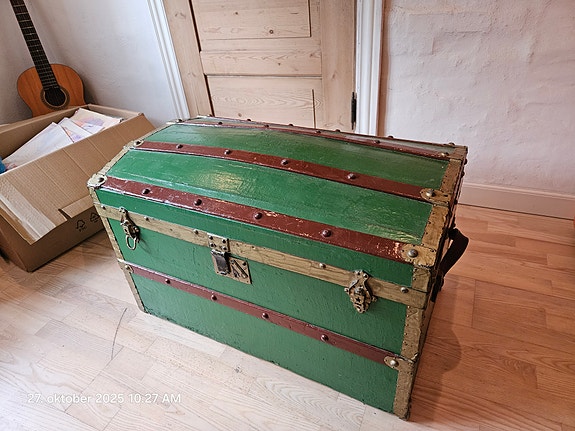 Product image 1 of 7