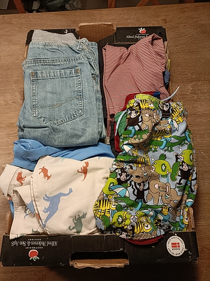 Product image 1 of 4