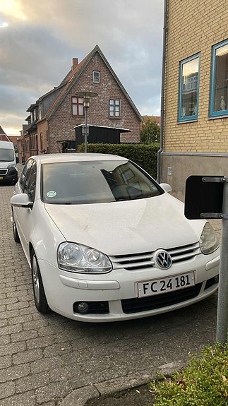 VW Golf V