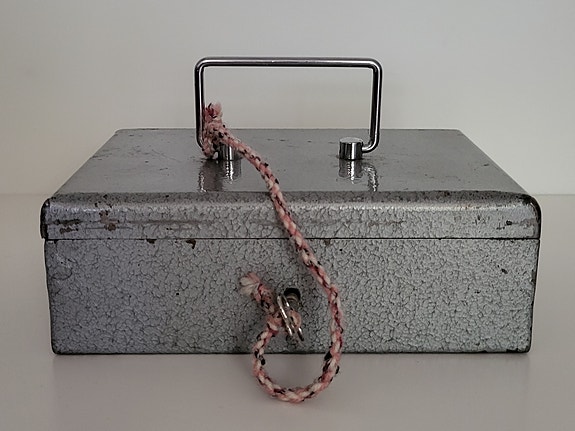 Product image 1 of 8