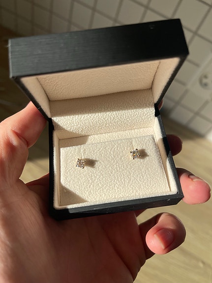 Product image 1 of 5