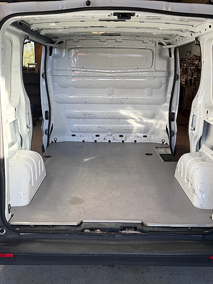 Renault Trafic T29 2013 photo 5