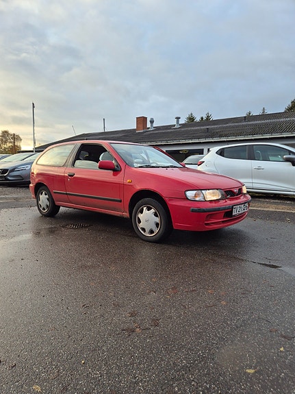 Nissan Almera