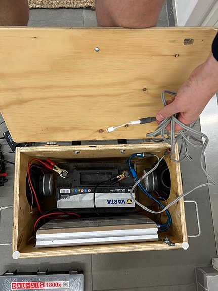 Product image 6 of 9