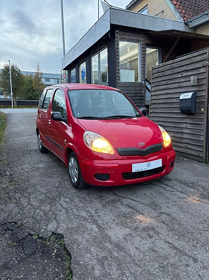 Toyota Yaris Verso