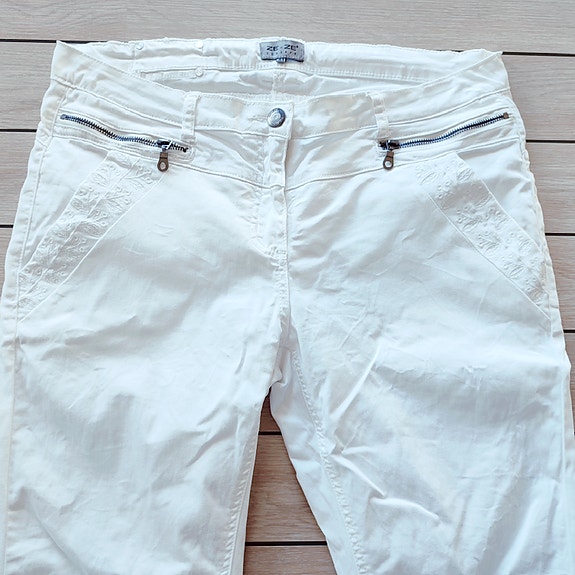 Product image 16 of 21