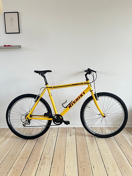 Product image 1 of 9