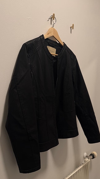 Product image 1 of 10