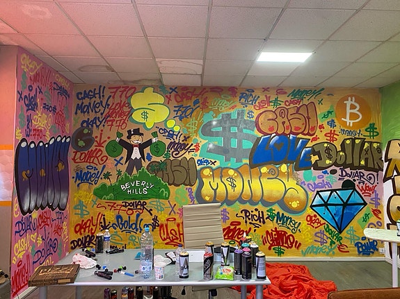 Product image 8 of 9