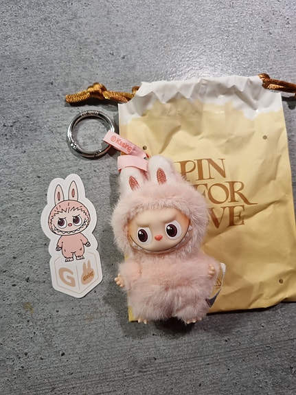 Product image 1 of 3