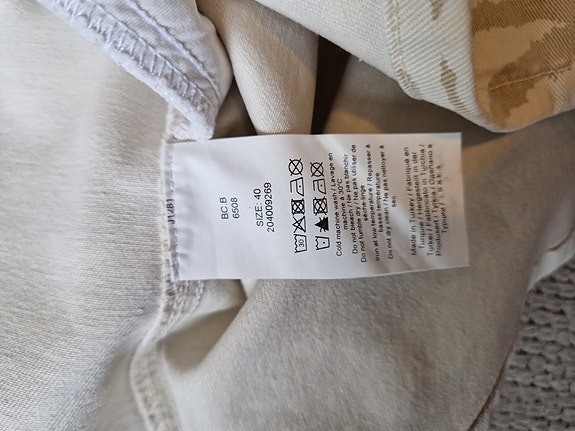 Product image 9 of 9