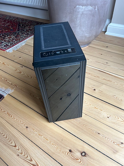 Product image 1 of 8