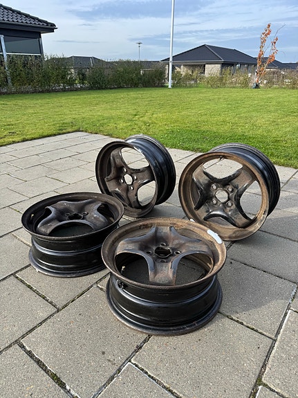 Product image 1 of 4