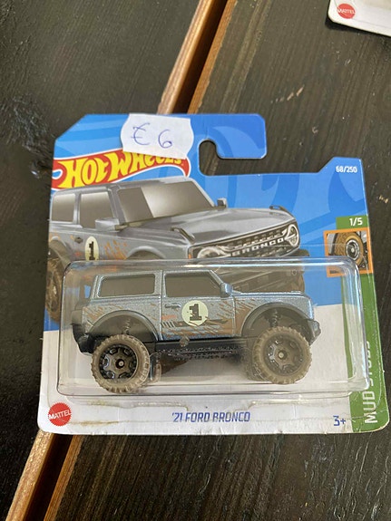 Product image 19 of 20