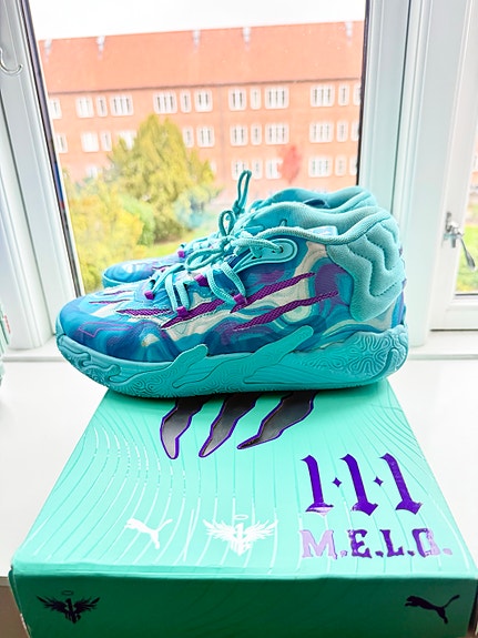 Product image 9 of 9