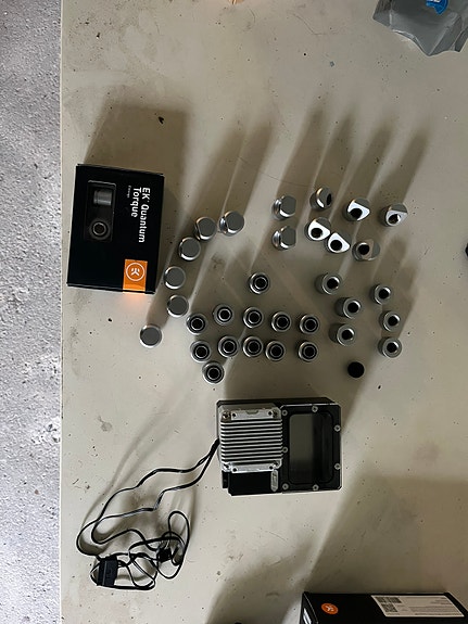 Product image 1 of 7