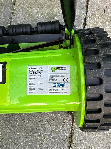 Product image 1 of 4