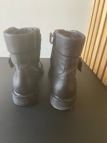 Product image 13 of 17