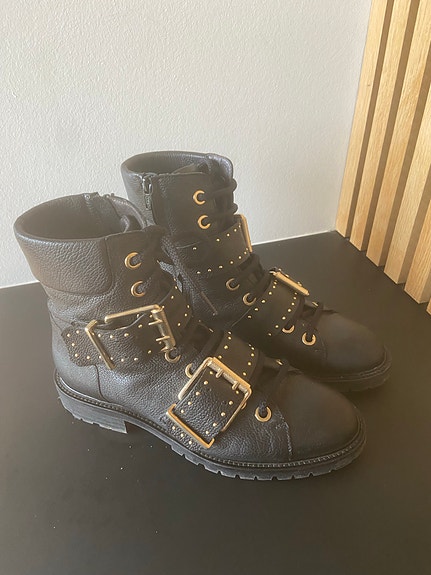 Product image 11 of 17