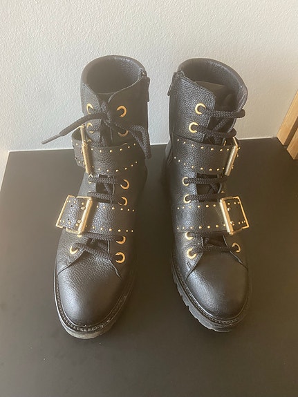 Product image 16 of 17