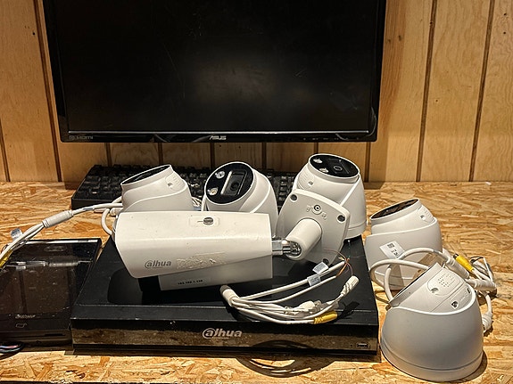 Product image 1 of 5