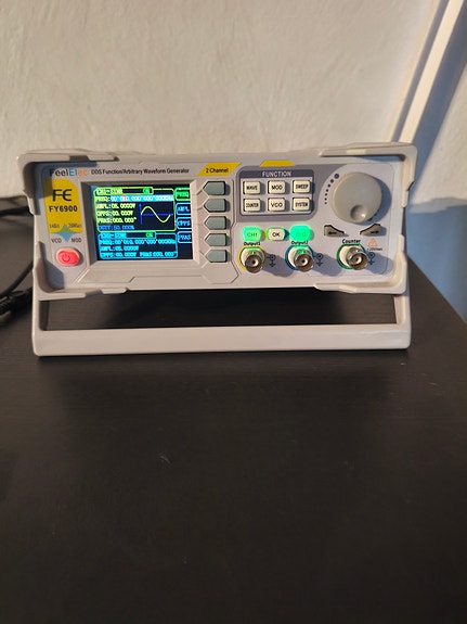 Product image 1 of 3